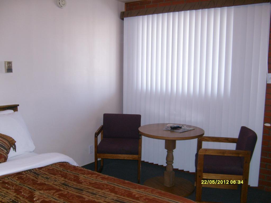 Western Motel Montrose Co Room photo